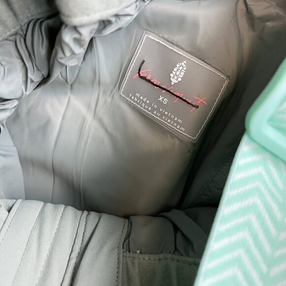 Free People Movement All Prepped Ski Snow Snowboard Overall Bib Pants NWT Xsmall - Picture 5 of 6